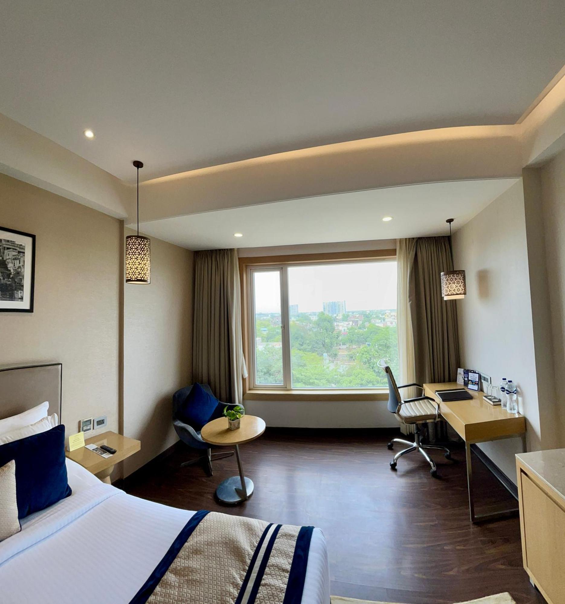 Hotel The Fern Residency Sarnath Váránasí Exteriér fotografie