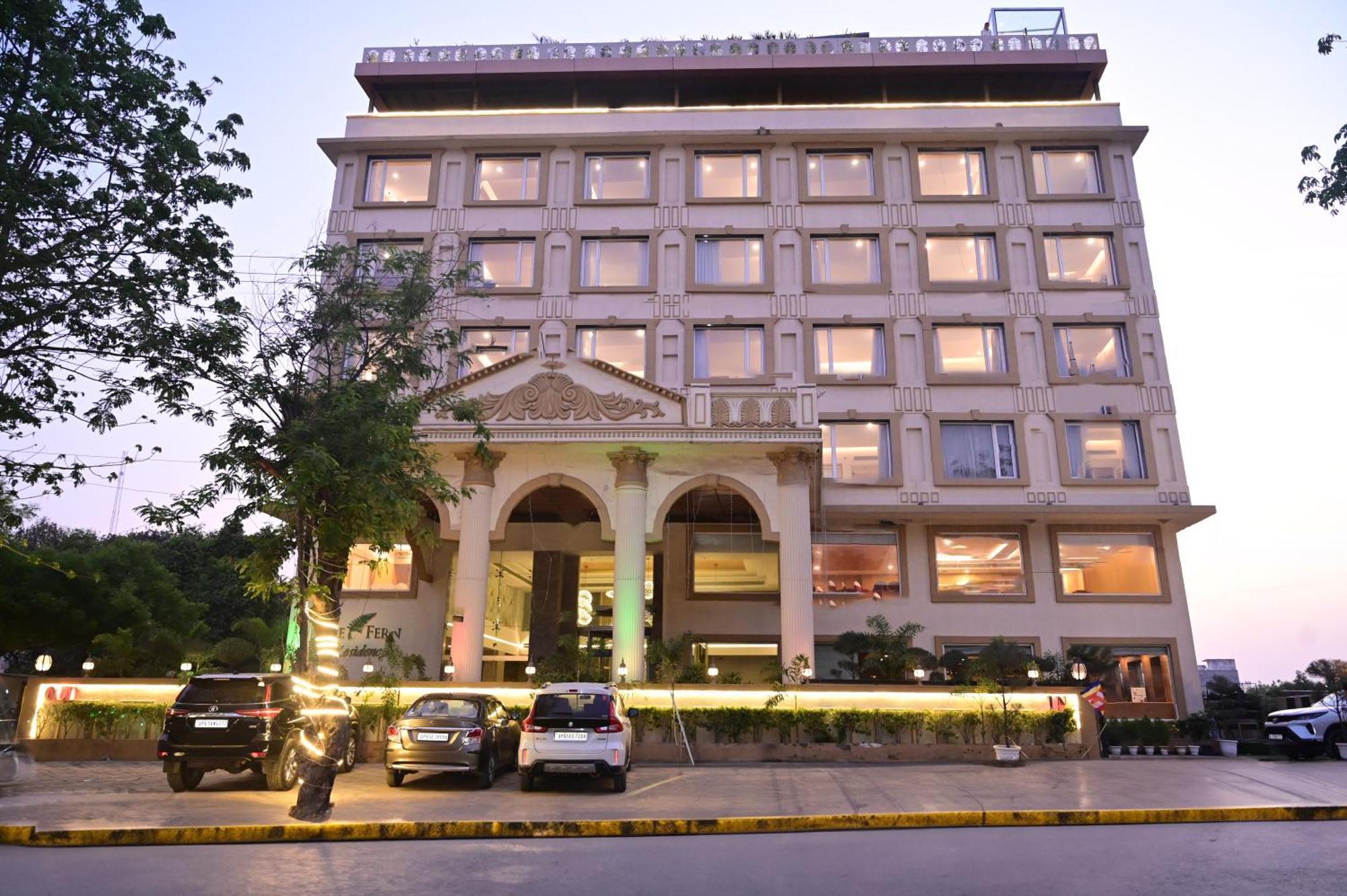 Hotel The Fern Residency Sarnath Váránasí Exteriér fotografie