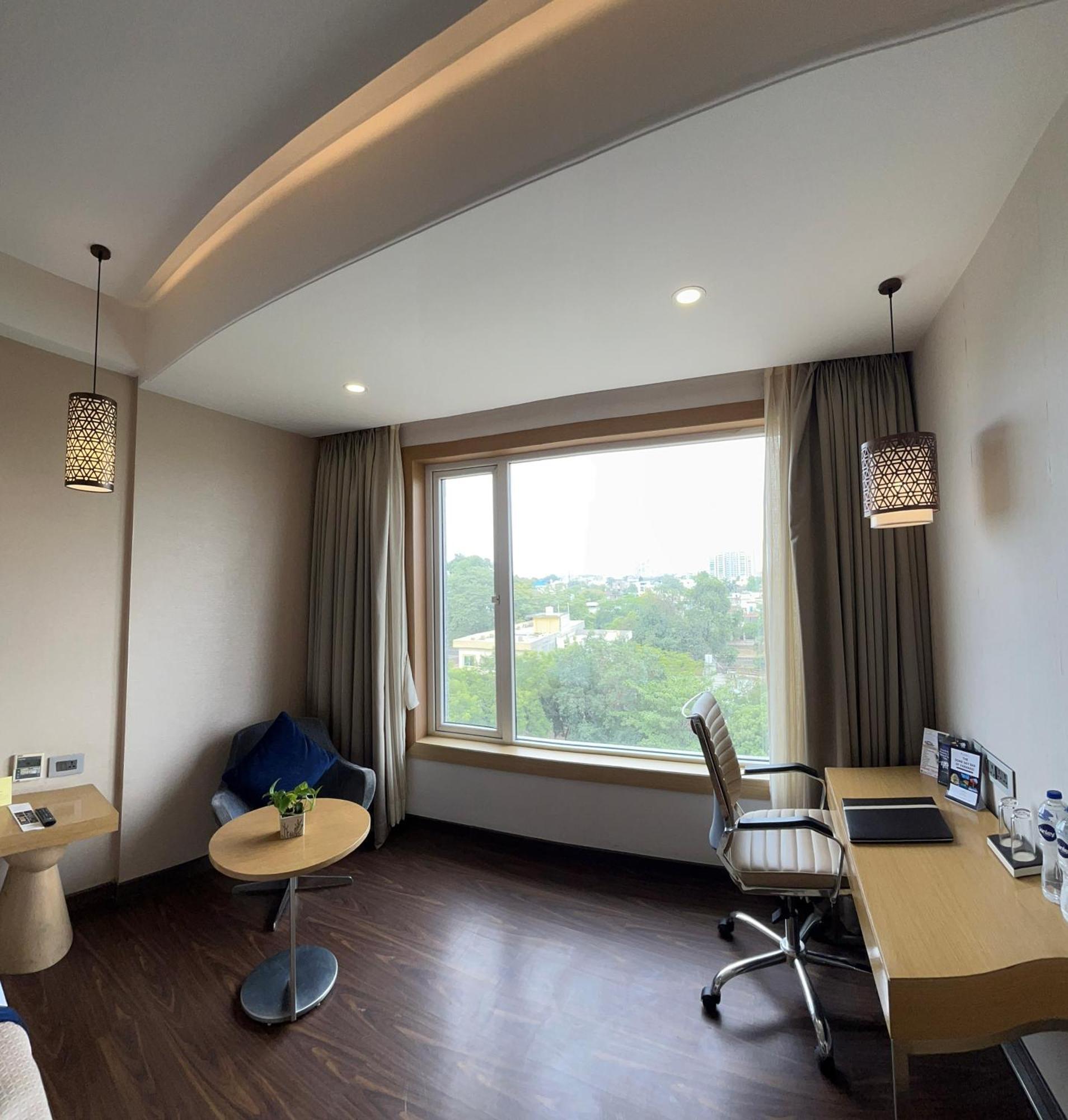 Hotel The Fern Residency Sarnath Váránasí Exteriér fotografie